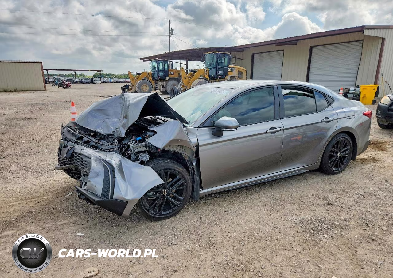 2025 Toyota Camry Le
