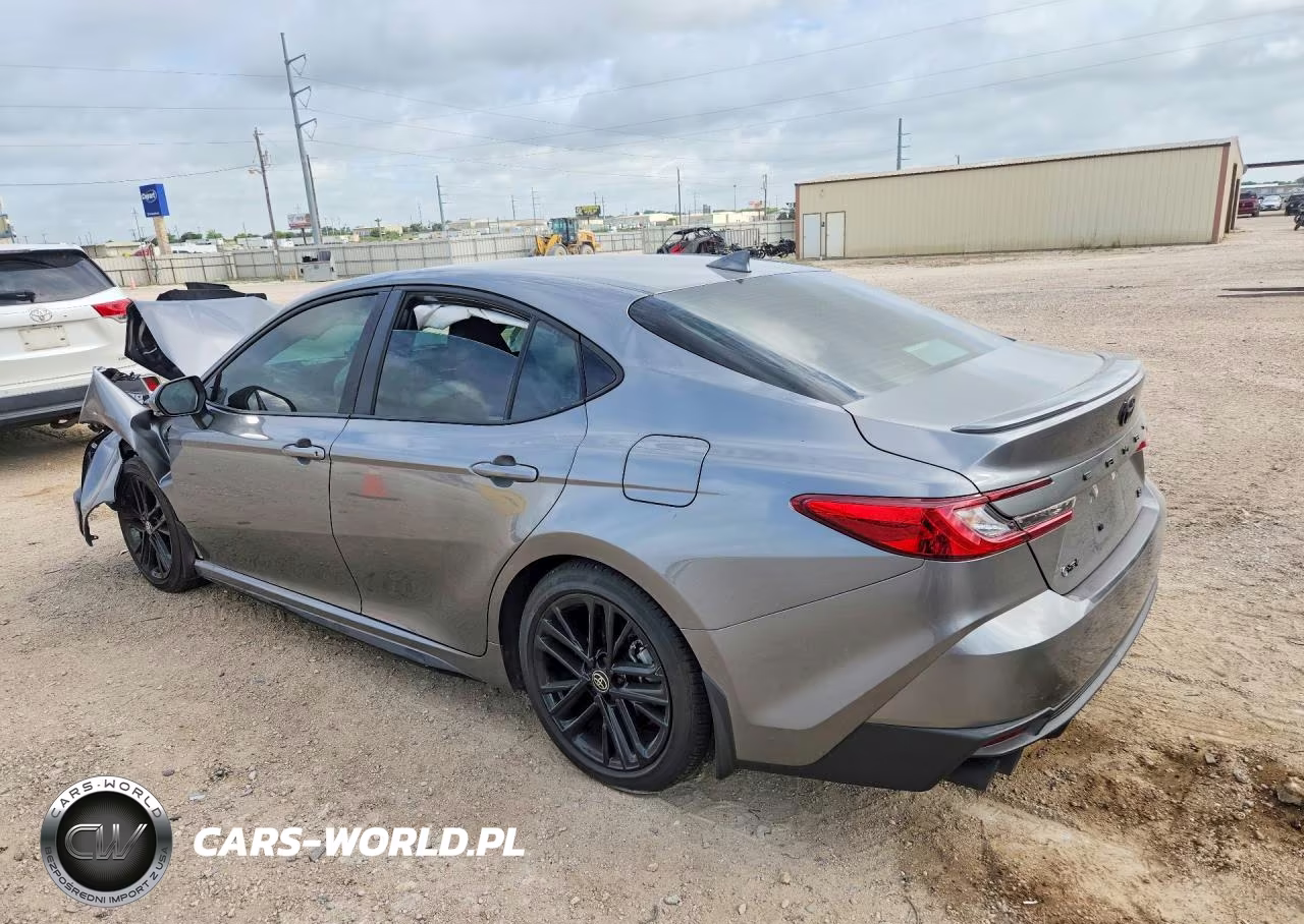 2025 Toyota Camry Le VIN:4T1DAACKXSU635199 - 2