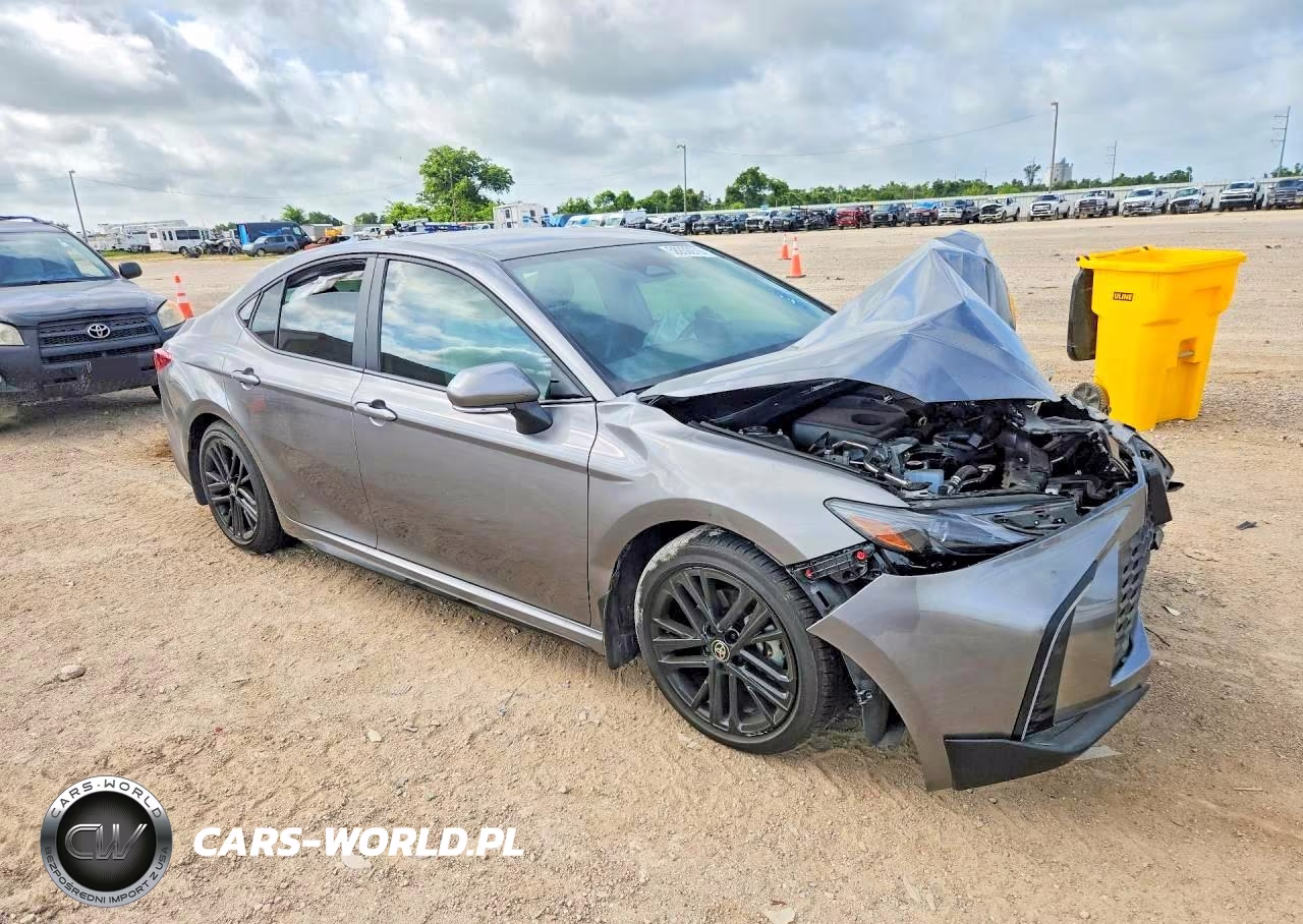 2025 Toyota Camry Le VIN:4T1DAACKXSU635199 - 4