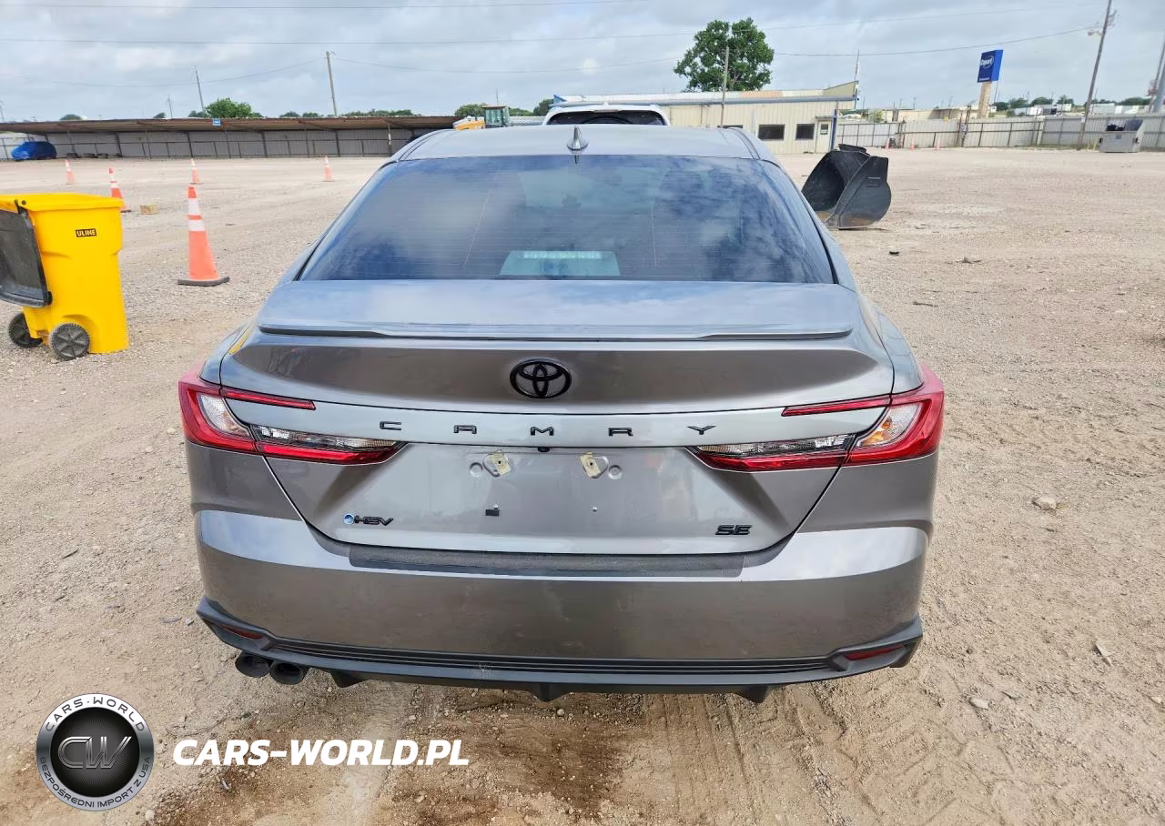 2025 Toyota Camry Le VIN:4T1DAACKXSU635199 - 6