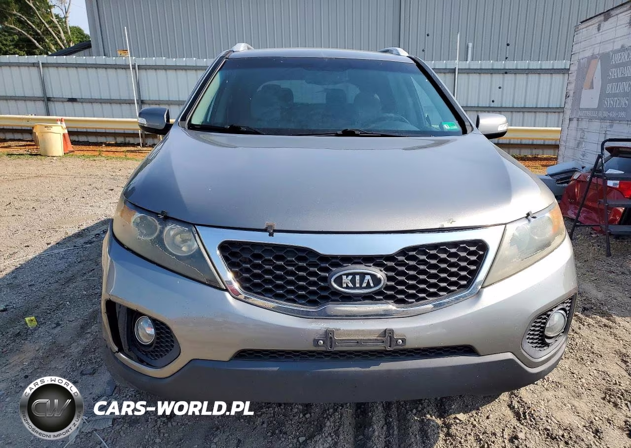 2011 Kia Sorento Lx VIN:5XYKT4A19BG125431 - 5