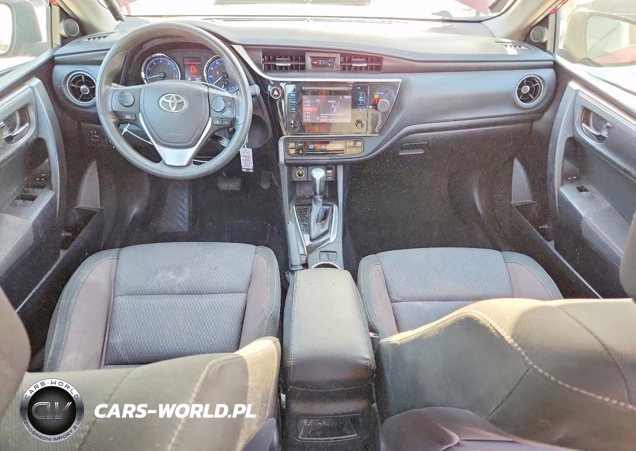 2018 Toyota Corolla Le VIN:5YFBURHE0JP826467 - 8