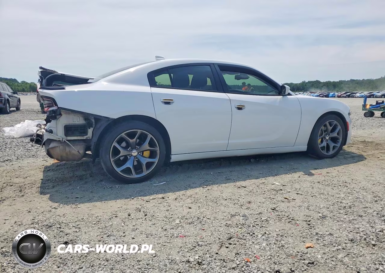 2015 Dodge Charger Sxt VIN:2C3CDXHG1FH852474 - 3