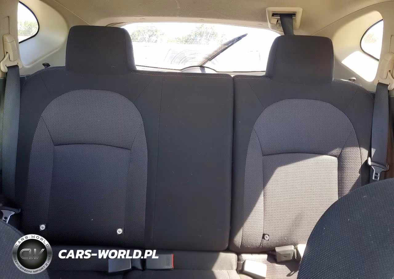 2011 Nissan Rogue S VIN:JN8AS5MT5BW179009 - 10