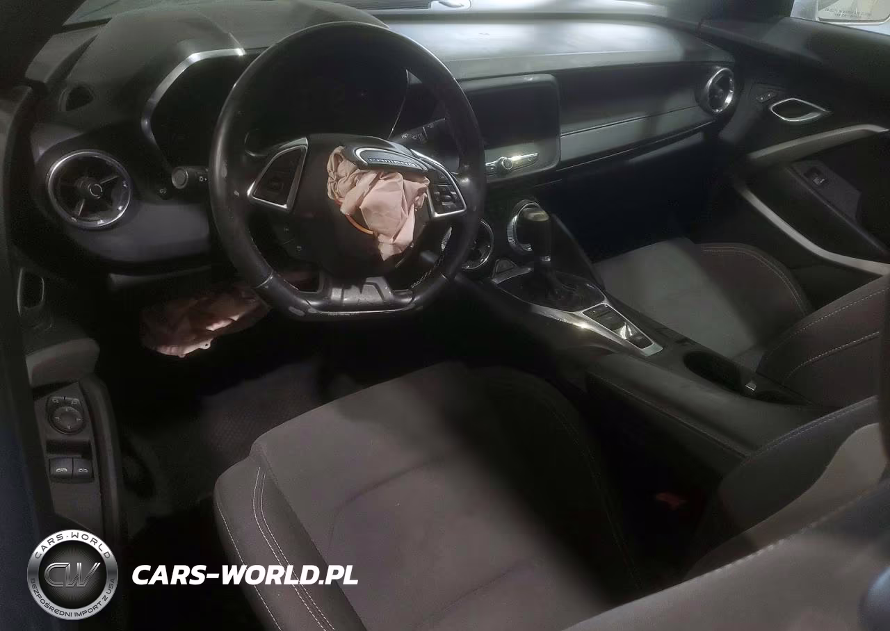 2018 Chevrolet Camaro Lt VIN:1G1FB1RS4J0133188 - 8