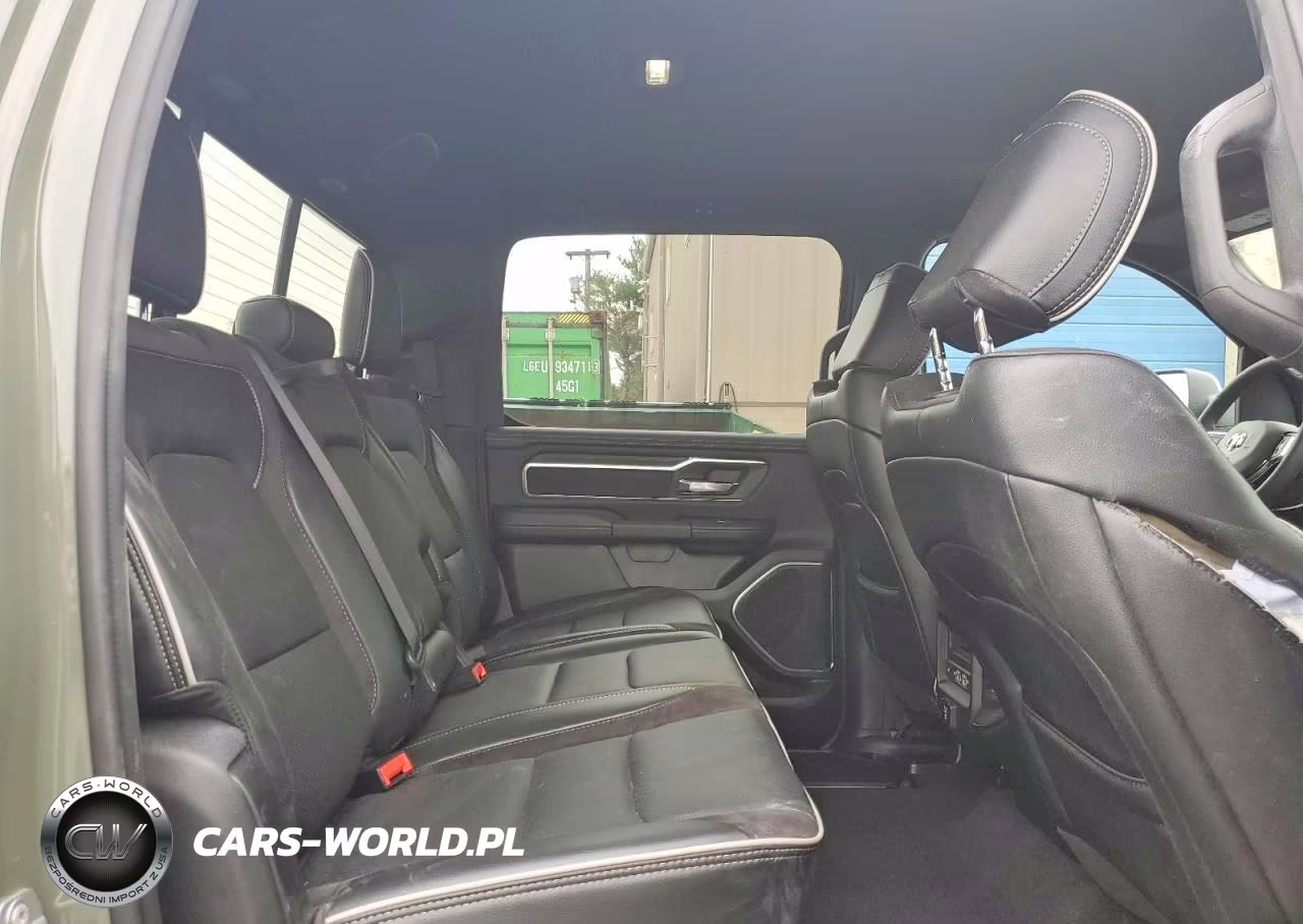 2026 Ram 1500 Laramie VIN:1C6SRFJP9TN255239 - 10