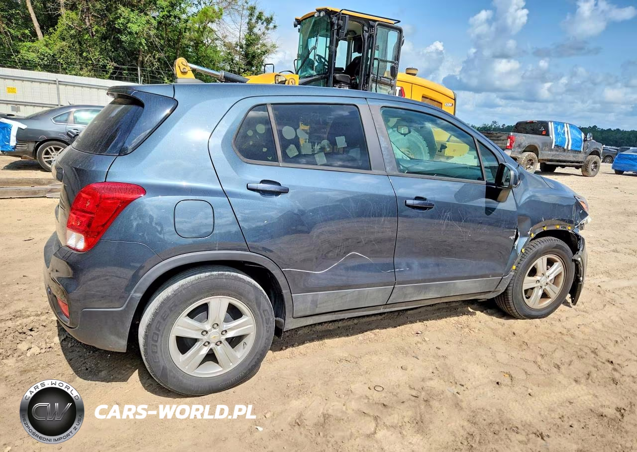 2021 Chevrolet Trax Ls VIN:KL7CJKSB7MB358613 - 3