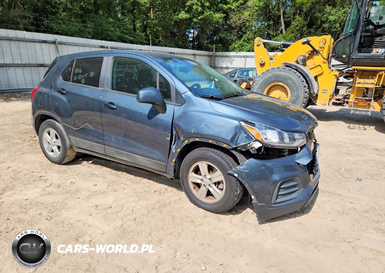 2021 Chevrolet Trax Ls VIN:KL7CJKSB7MB358613 - 4