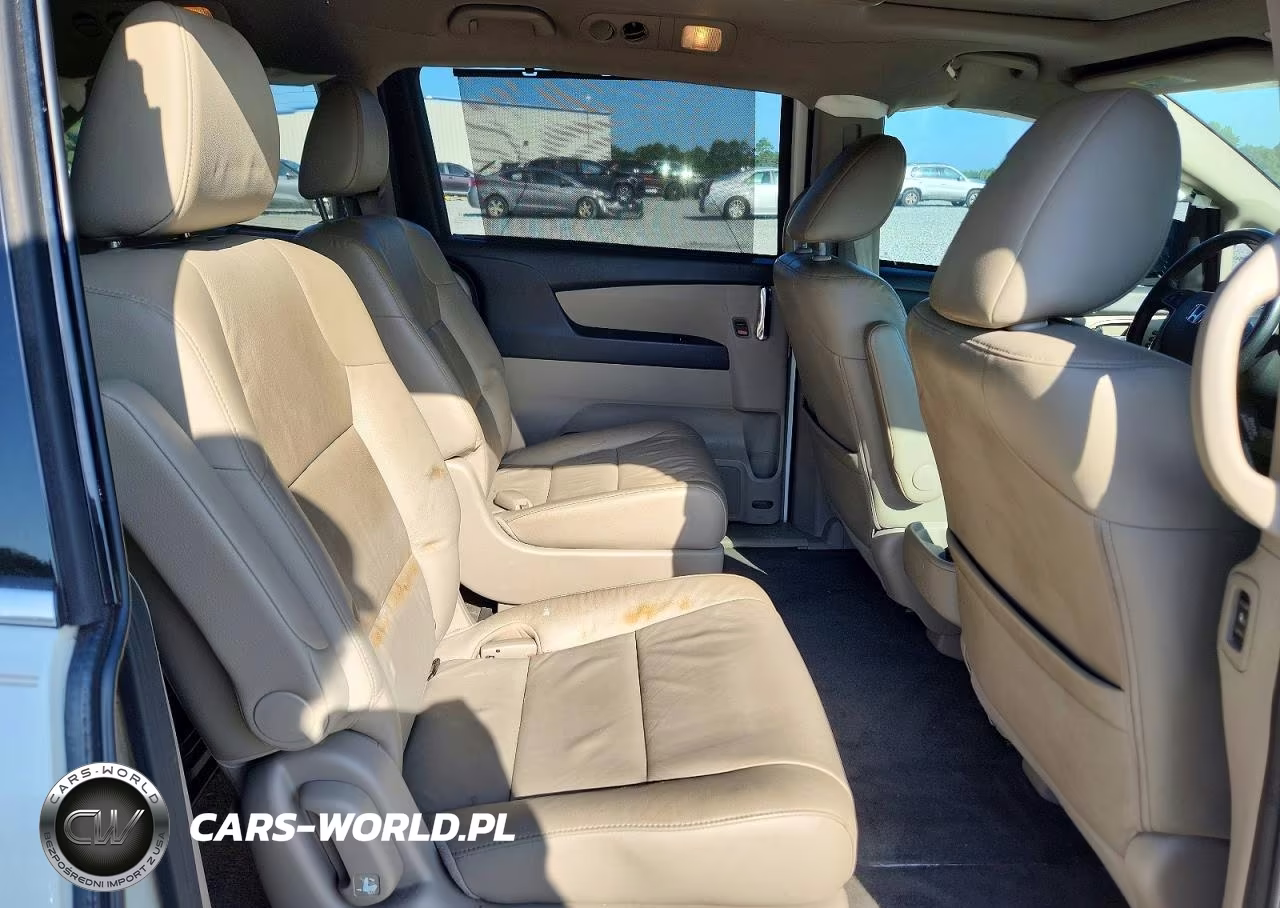 2014 Honda Odyssey Touring VIN:5FNRL5H90EB065339 - 11