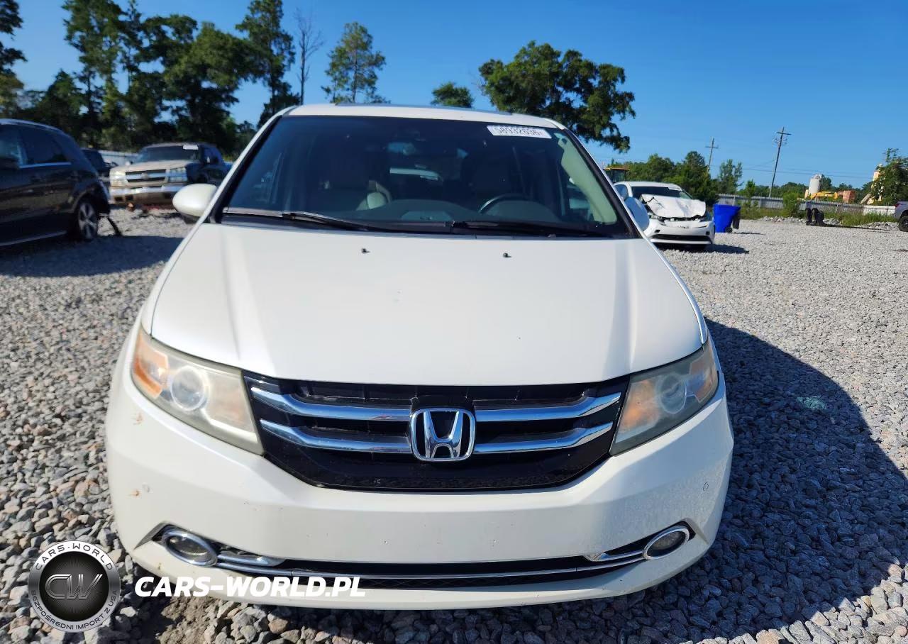 2014 Honda Odyssey Touring VIN:5FNRL5H90EB065339 - 5
