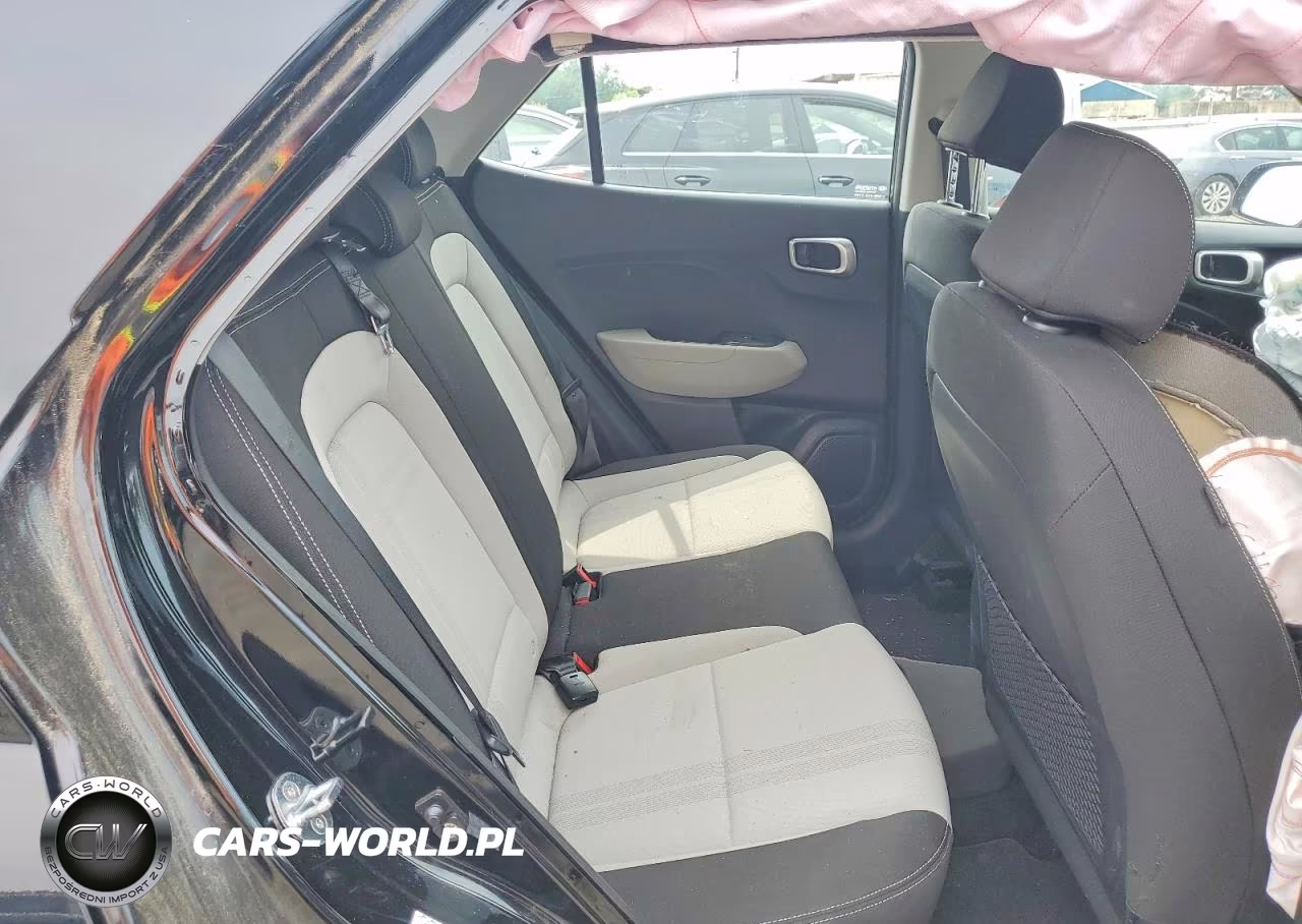 2021 Hyundai Venue Sel VIN:KMHRC8A33MU080975 - 11