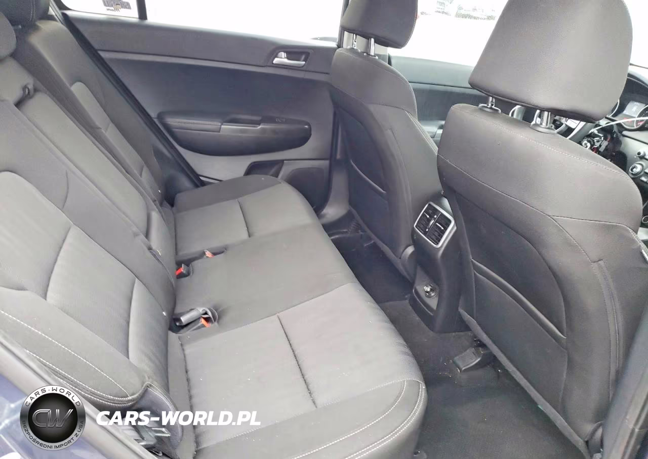 2020 Kia Sportage Lx VIN:KNDPMCAC8L7808637 - 11