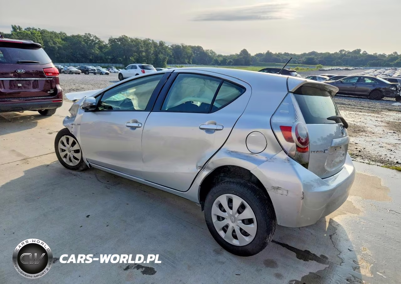 2014 Toyota Prius C Two VIN:JTDKDTB38E1071342 - 2