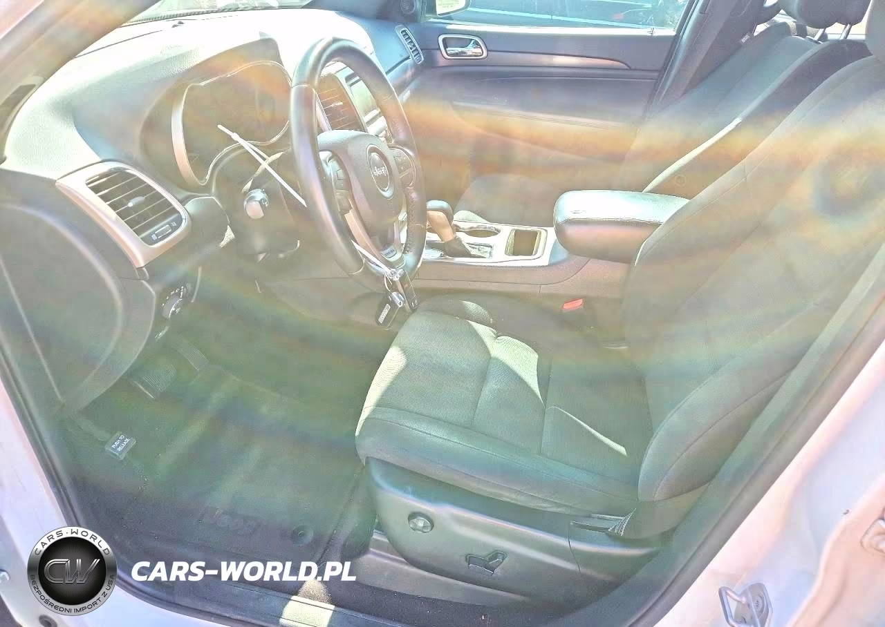 2016 Jeep Grand Cherokee Laredo VIN:1C4RJEAG4GC422603 - 7