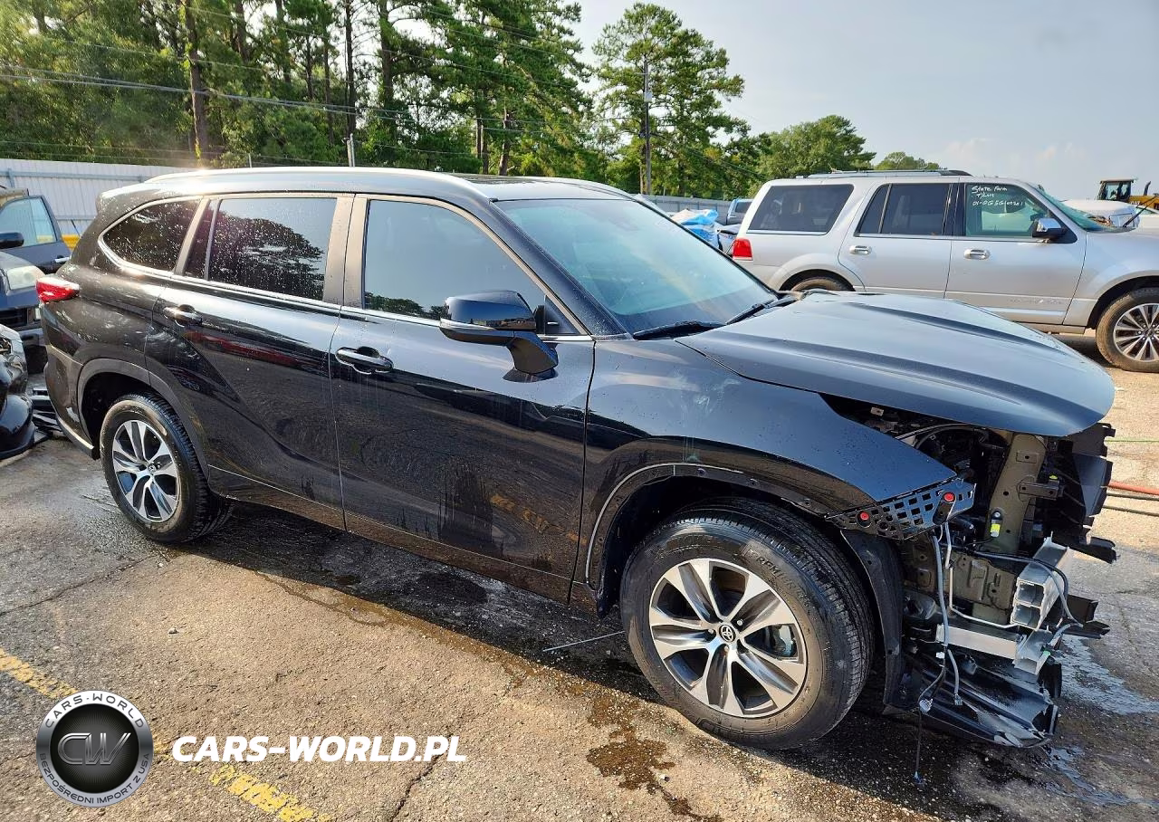 2023 Toyota Highlander Xle VIN:5TDKDRAHXPS044049 - 4
