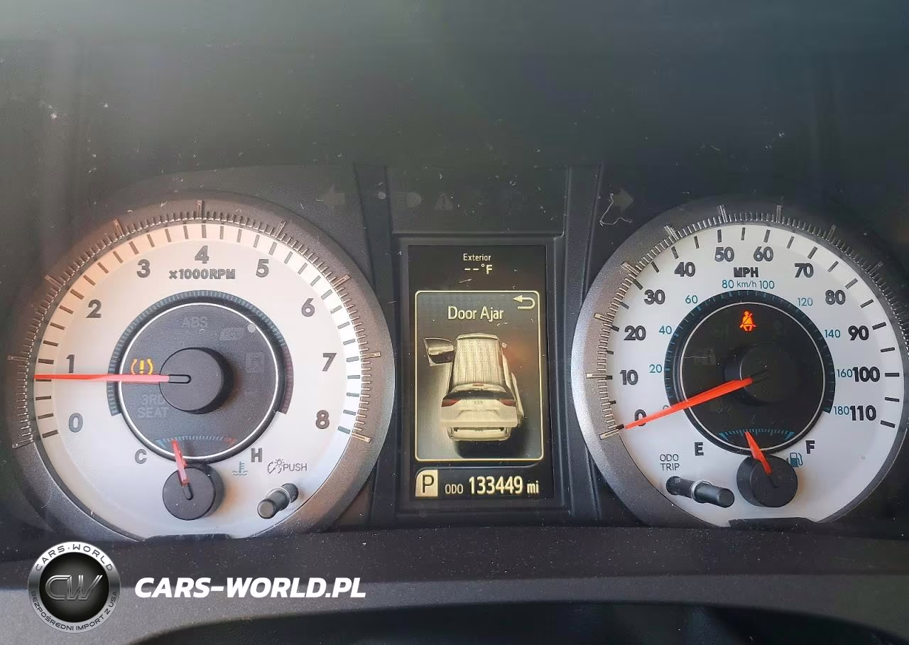 2015 Toyota Sienna Sport VIN:5TDXK3DC0FS653108 - 9