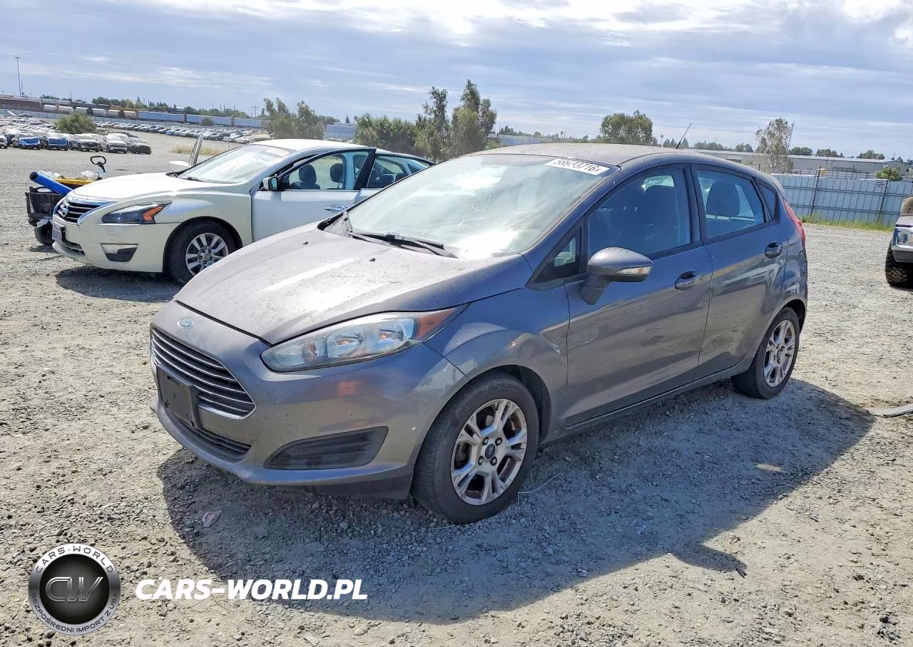 2014 Ford Fiesta Se – zdjęcie 1 z 12