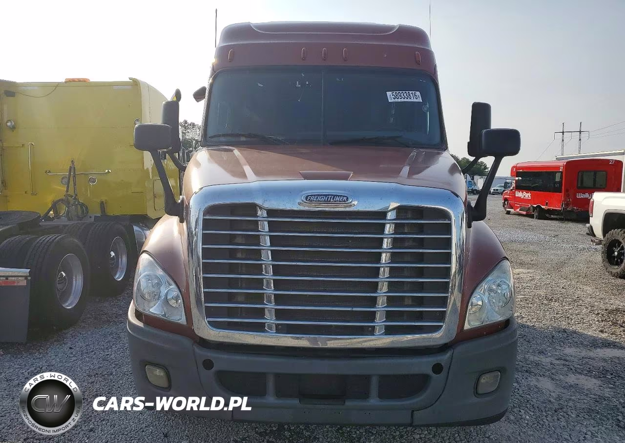 2012 Freightliner Cascadia 125 VIN:1FUJGLDR8CLBE3959 - 9