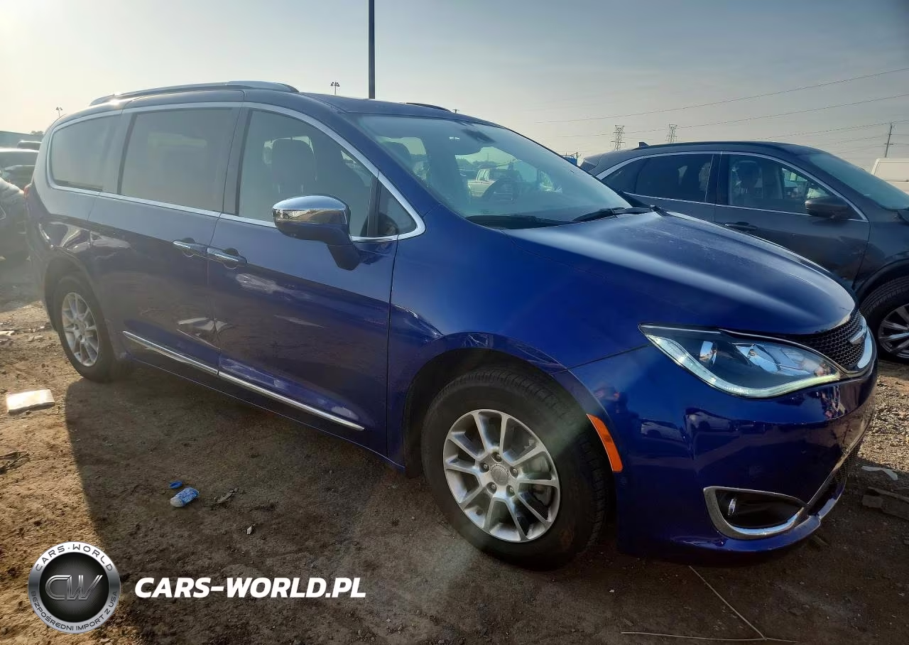 2020 Chrysler Pacifica Limited VIN:2C4RC1GG3LR104869 - 4