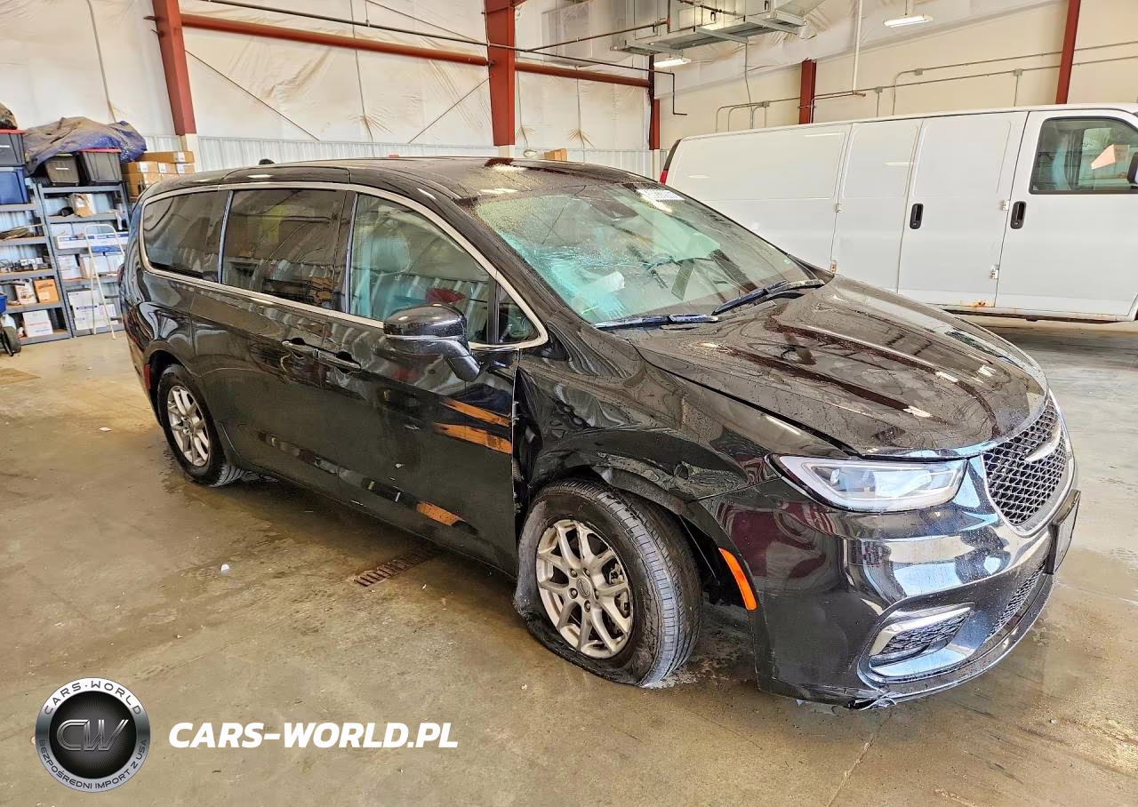 2025 Chrysler Pacifica Select VIN:2C4RC1BG1SR553649 - 4