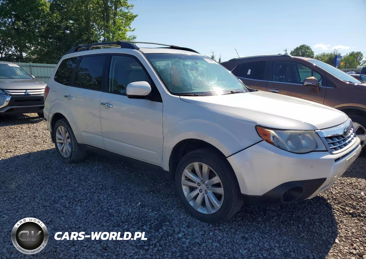 2011 Subaru Forester 2.5X Premium VIN:JF2SHADC3BH755709 - 4