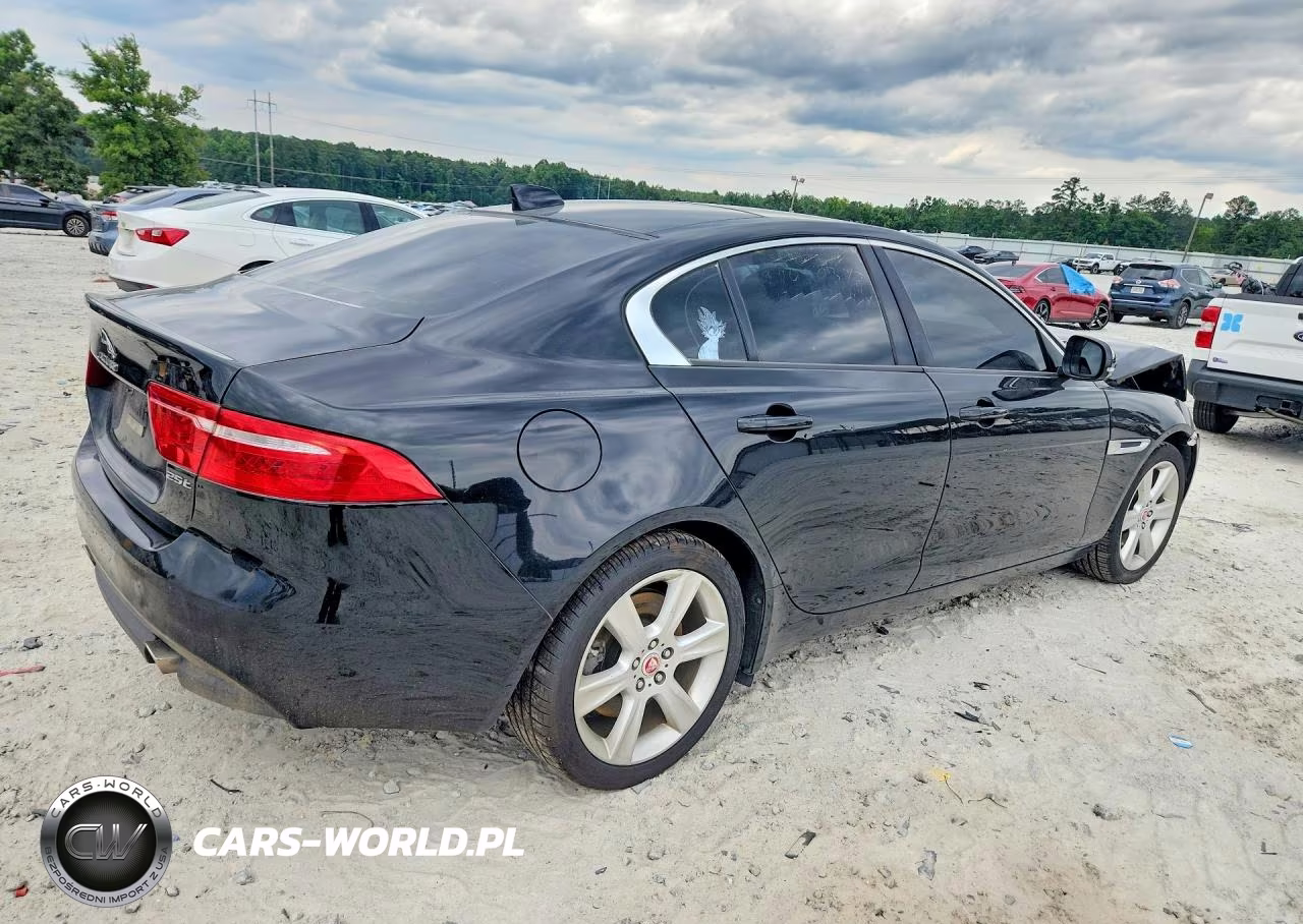 2017 Jaguar Xe 25T Premium VIN:SAJAD4BG4HA970001 - 3