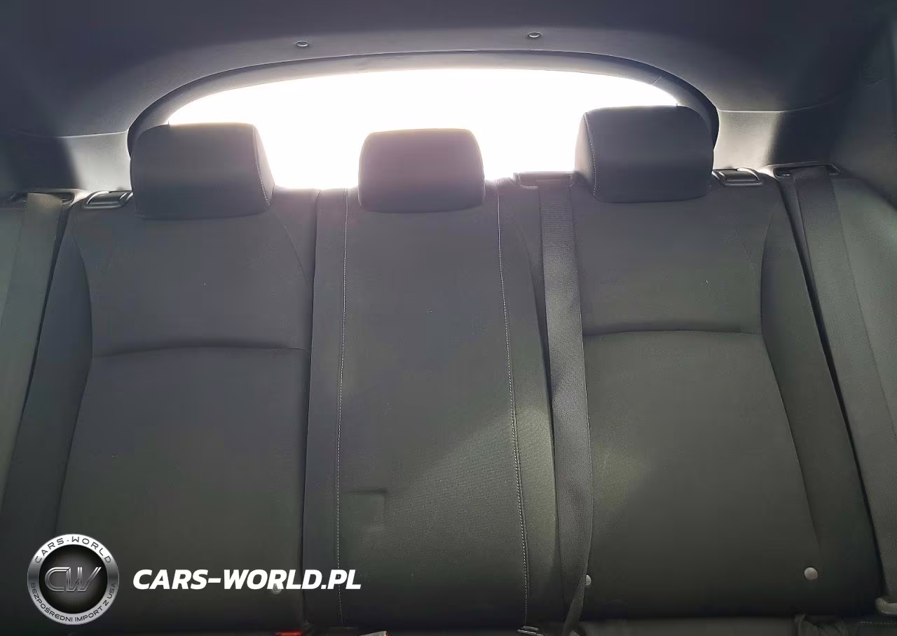2019 Honda Civic Sport VIN:SHHFK7H40KU220939 - 10