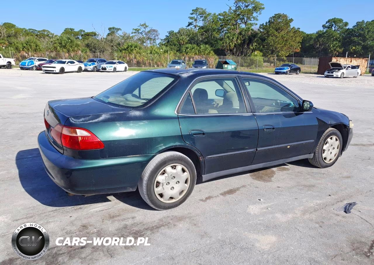 2000 Honda Accord Lx VIN:1HGCG6652YA145952 - 3