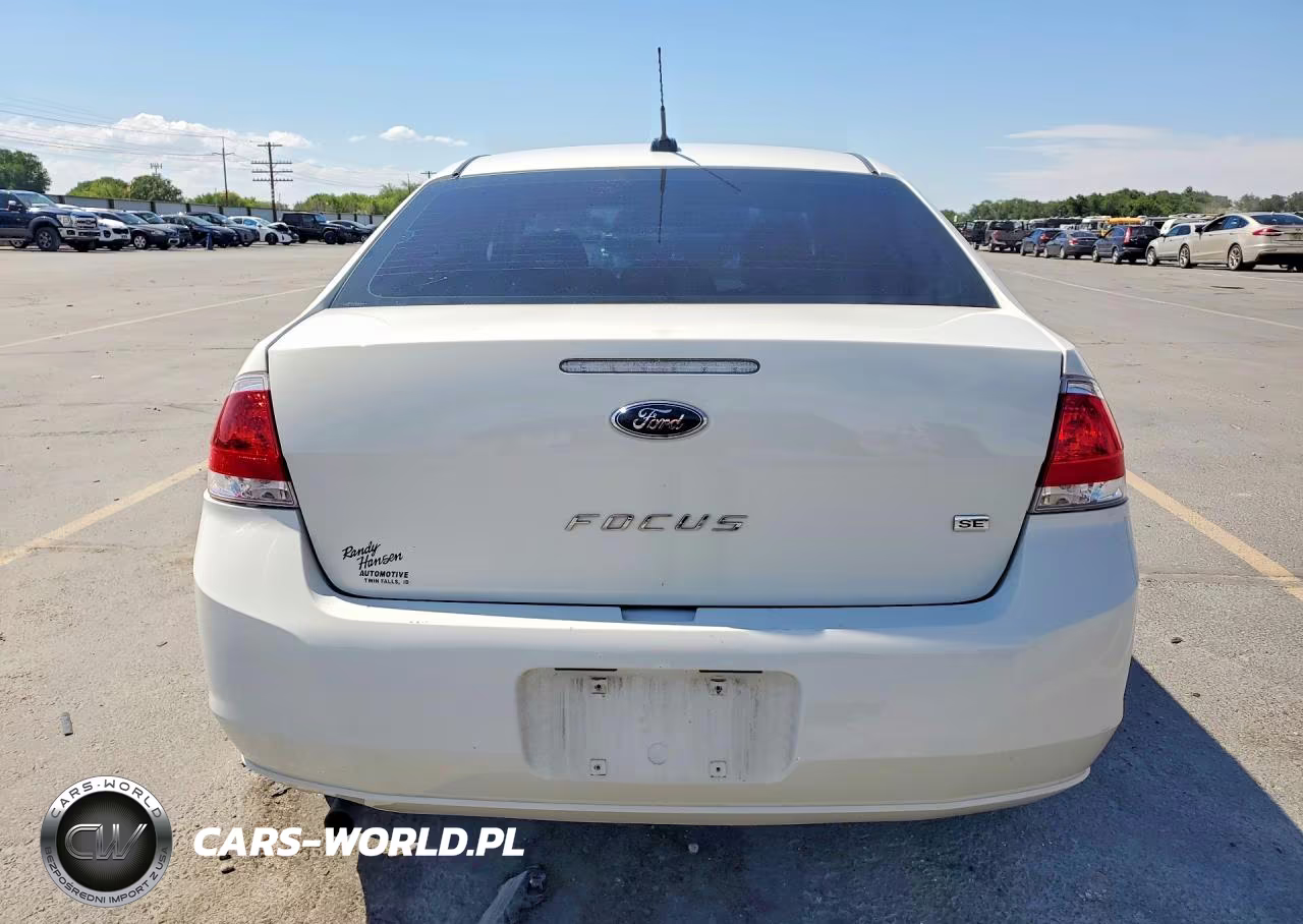 2010 Ford Focus Se VIN:1FAHP3FN8AW270584 - 6