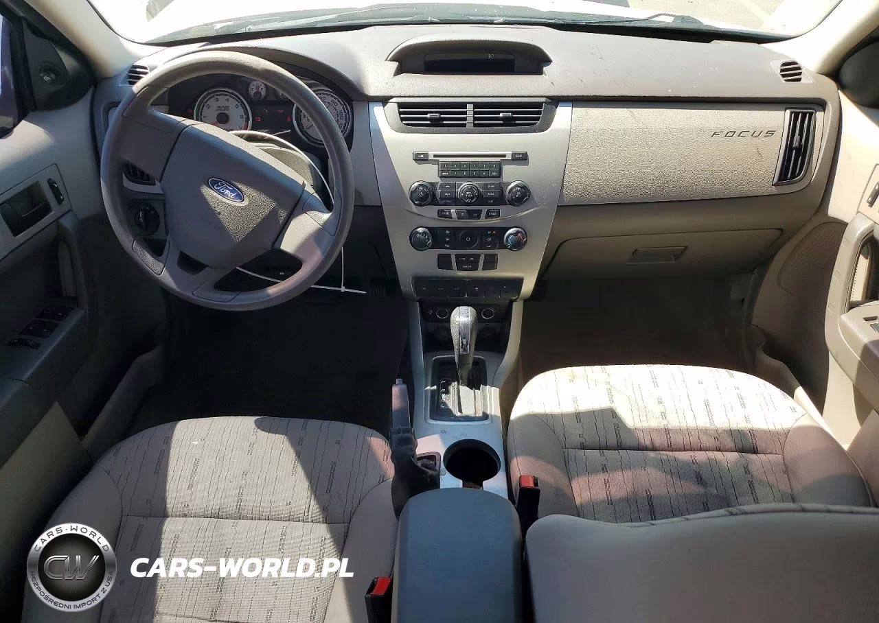 2010 Ford Focus Se VIN:1FAHP3FN8AW270584 - 8