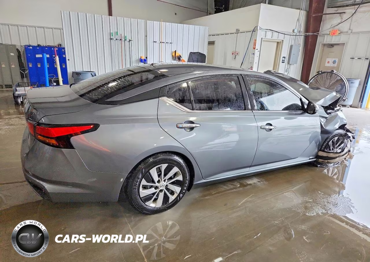 2020 Nissan Altima S VIN:1N4BL4BV4LC253105 - 3