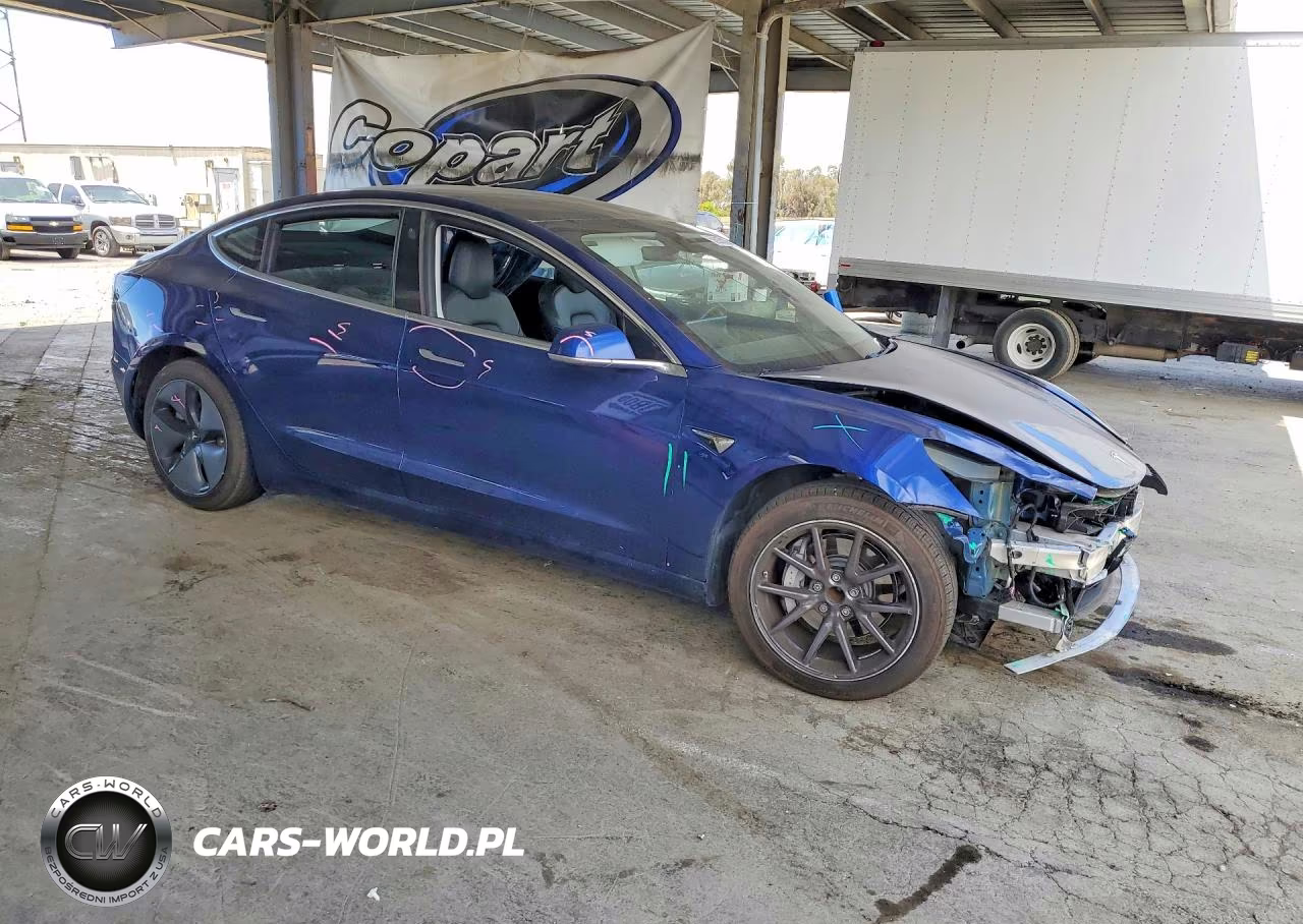 2019 Tesla Model 3 VIN:5YJ3E1EA4KF326328 - 4