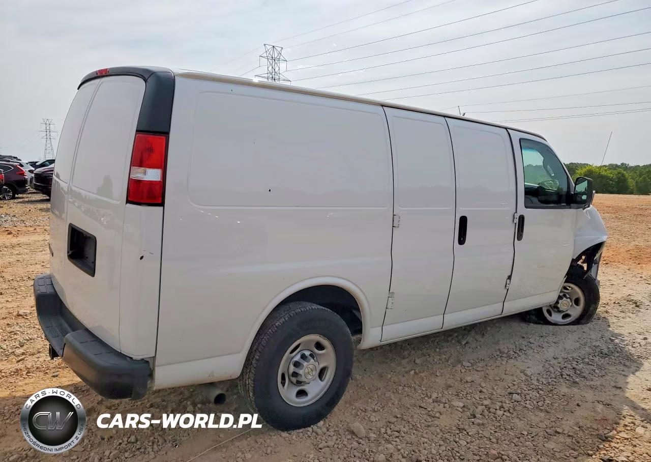 2023 Chevrolet Express G2500 VIN:1GCWGAFP0P1249791 - 3
