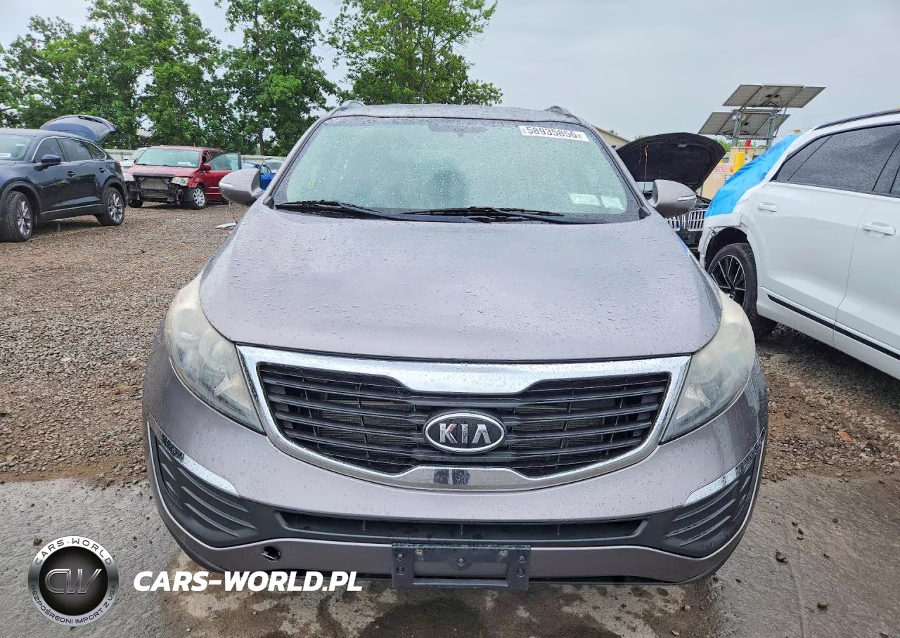 2011 Kia Sportage Lx VIN:KNDPBCA23B7099885 - 5