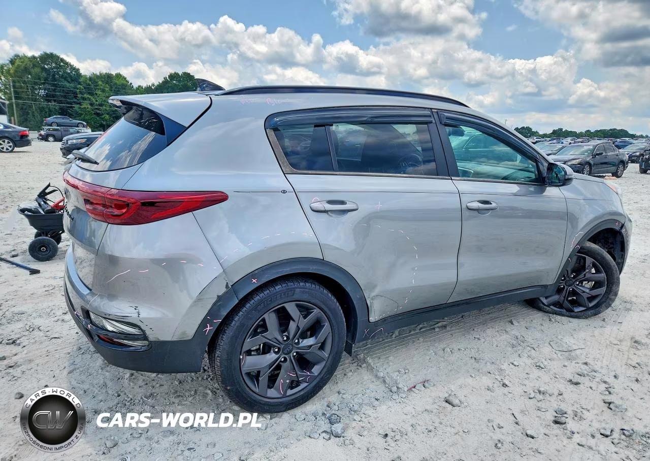2021 Kia Sportage S VIN:KNDP63AC0M7918271 - 3