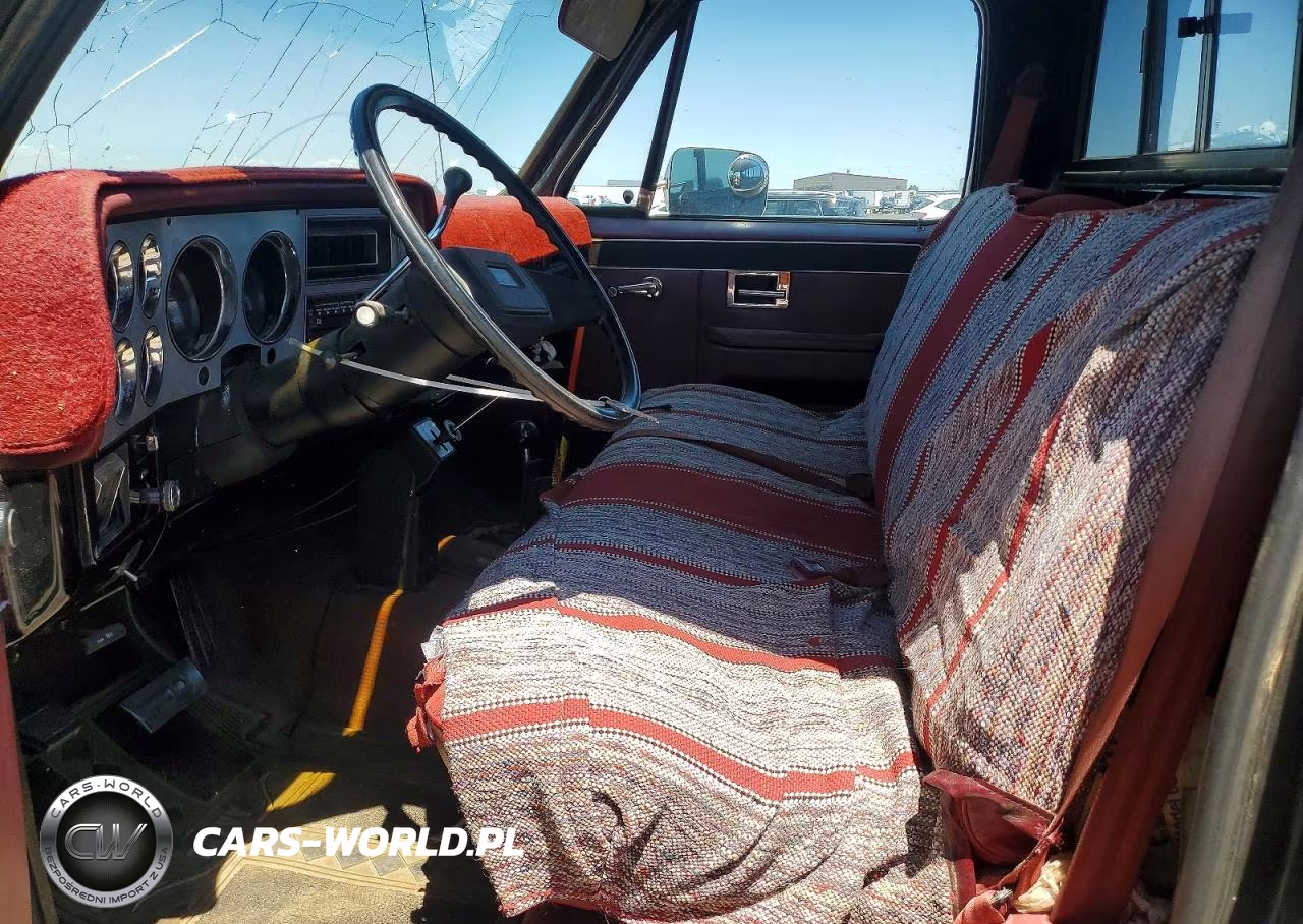 1983 Chevrolet K20 VIN:1GCGK24M8DJ120548 - 7