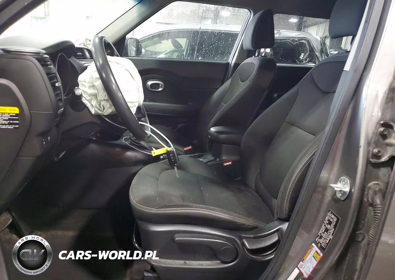 2017 Kia Soul Base VIN:KNDJN2A2XH7412415 - 7