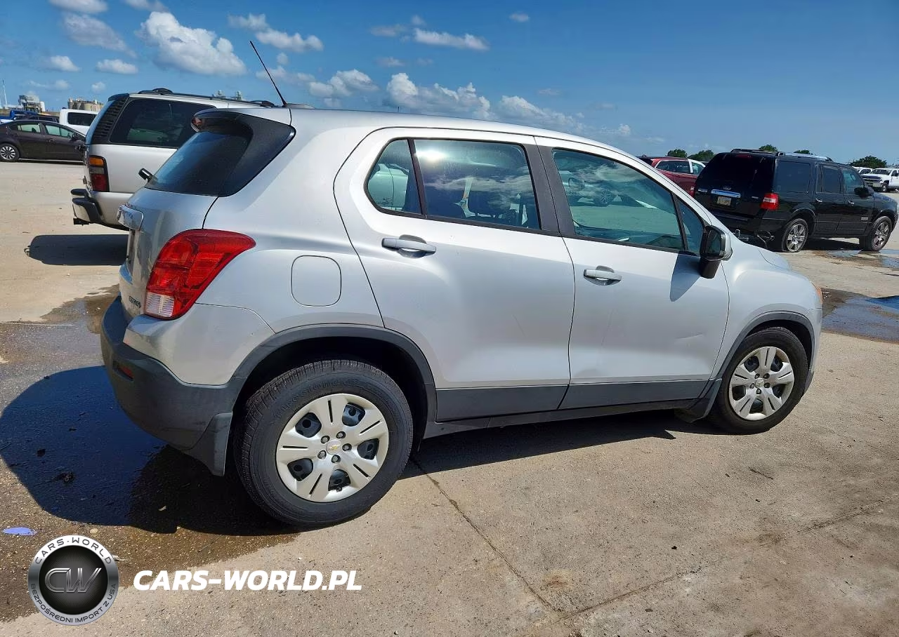 2015 Chevrolet Trax Ls VIN:3GNCJKSB8FL242980 - 3