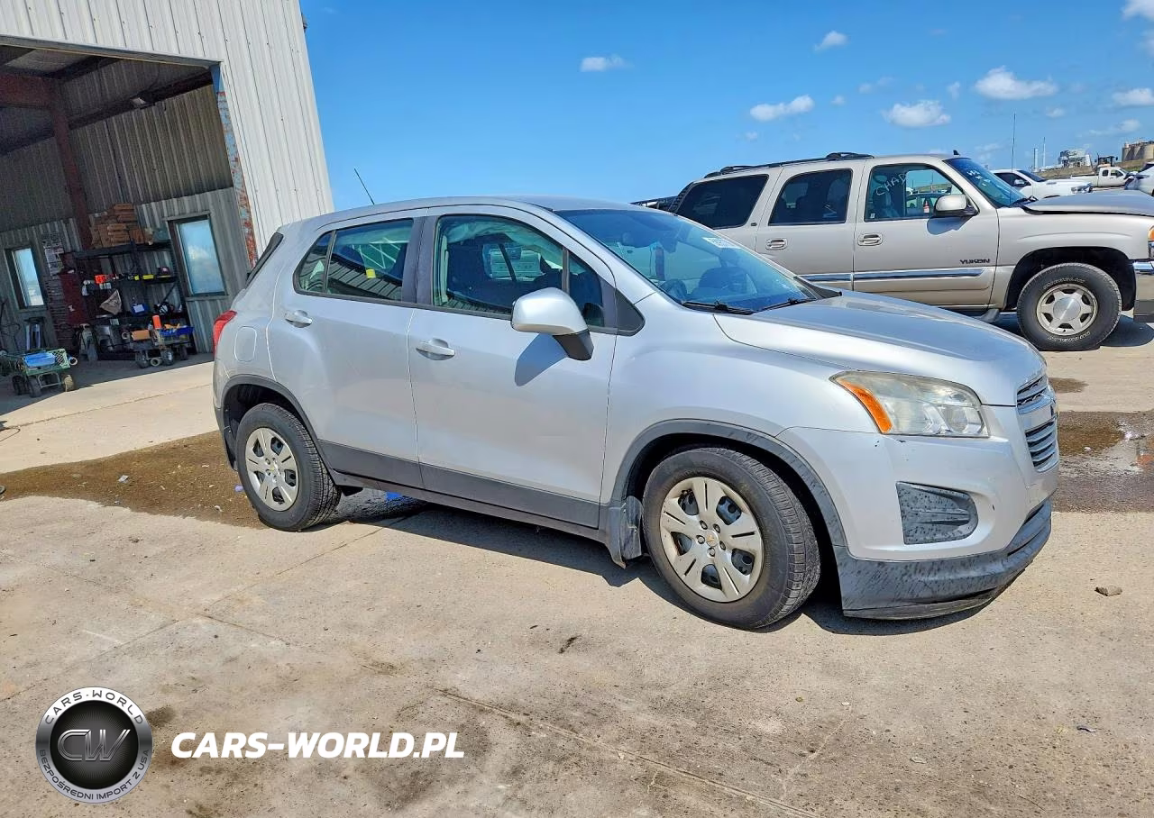 2015 Chevrolet Trax Ls VIN:3GNCJKSB8FL242980 - 4