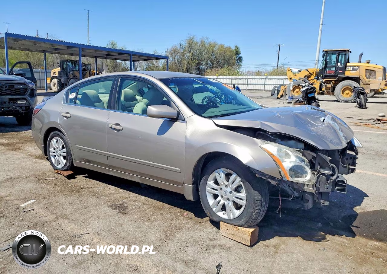 2012 Nissan Altima Base-S VIN:1N4AL2AP2CN480557 - 4