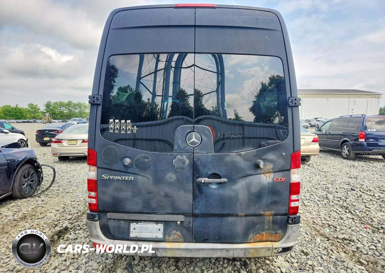 2010 Mercedes-Benz Sprinter 2500 VIN:WDZPE7CCXA5478817 - 6