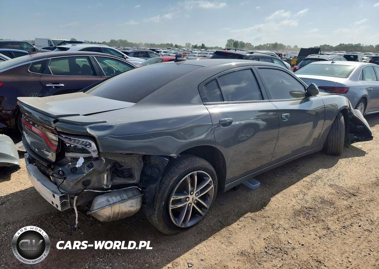 2019 Dodge Charger Sxt VIN:2C3CDXJG3KH540158 - 3