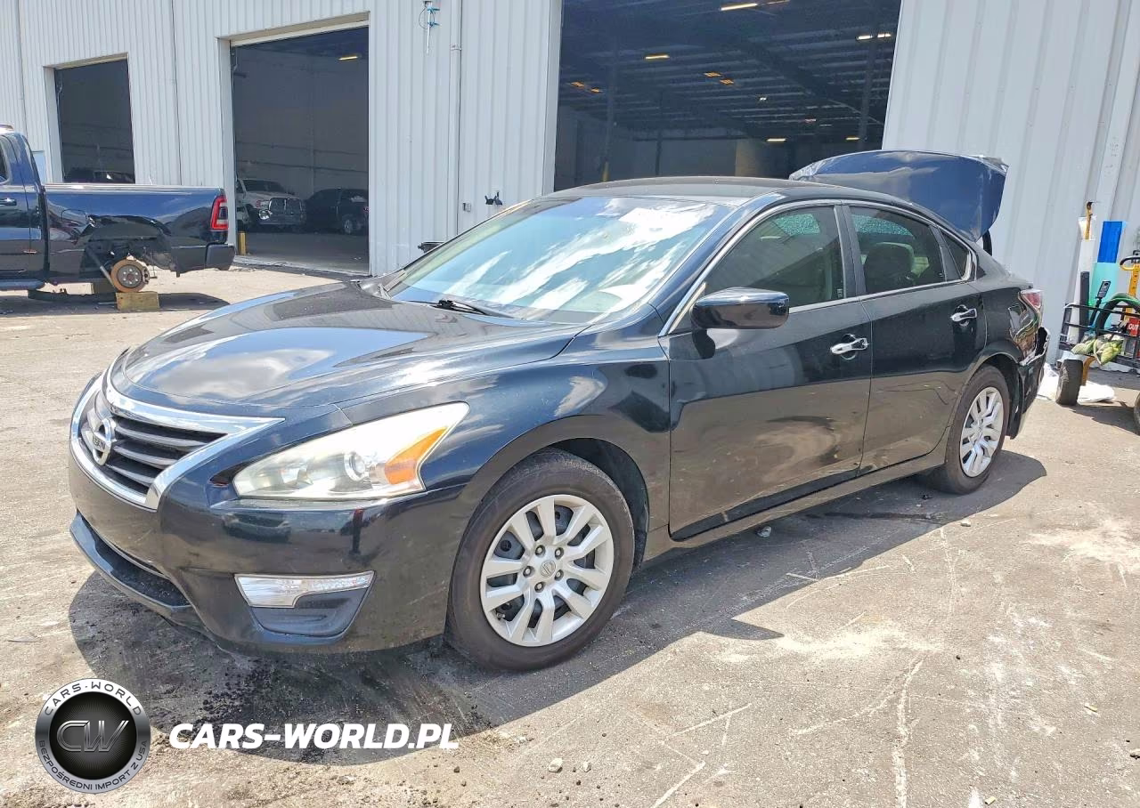 2014 Nissan Altima 2.5 S – zdjęcie 1 z 12