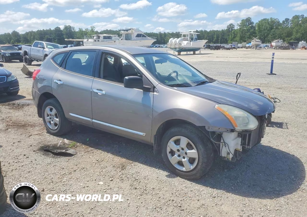 2013 Nissan Rogue S VIN:JN8AS5MV7DW100590 - 4