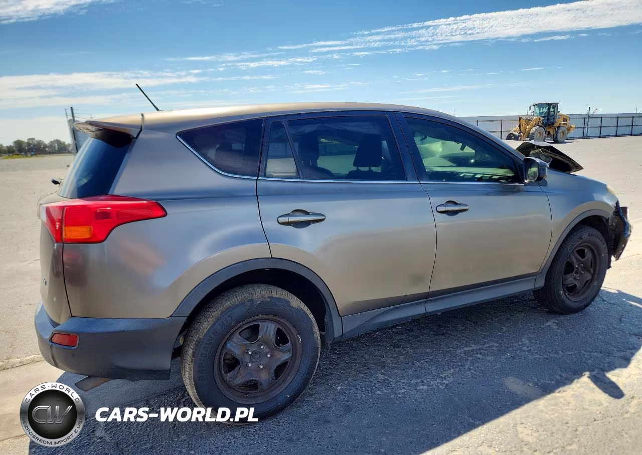 2015 Toyota Rav4 Le VIN:JTMZFREV8FD064335 - 3
