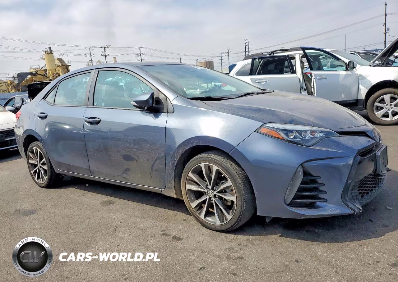 2017 Toyota Corolla Xse VIN:5YFBURHE8HP636149 - 4