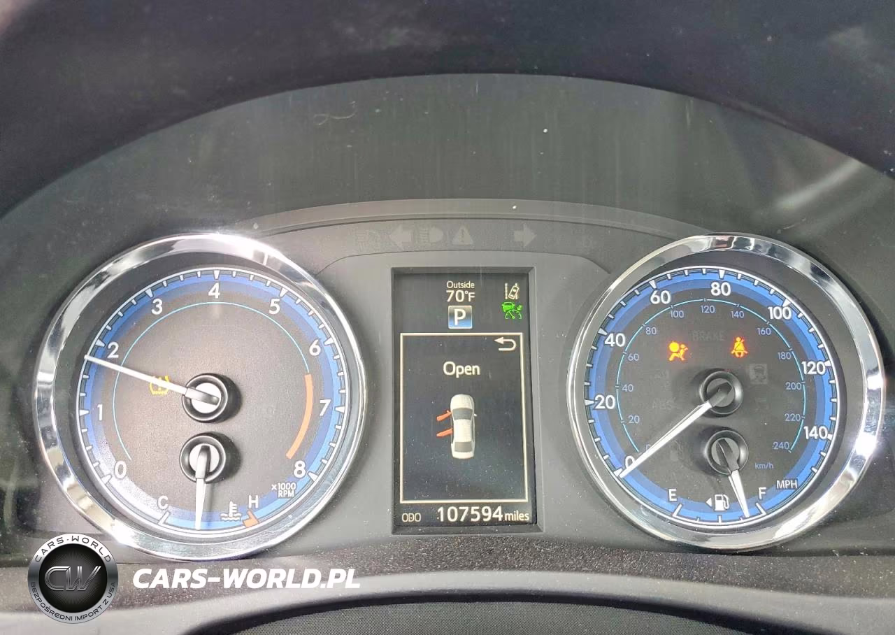2017 Toyota Corolla Xse VIN:5YFBURHE8HP636149 - 9