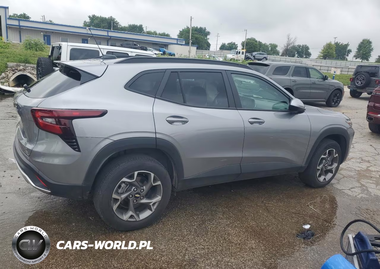 2025 Chevrolet Trax 1Lt VIN:KL77LHEP4SC270891 - 3