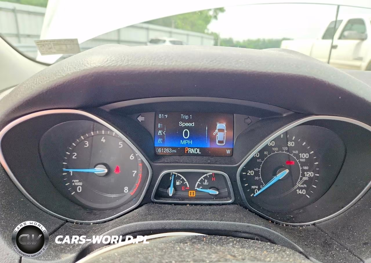 2018 Ford Focus Se VIN:1FADP3F22JL236937 - 9