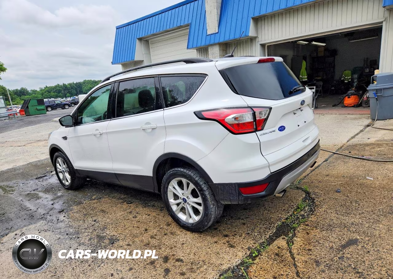 2018 Ford Escape Se VIN:1FMCU9GD5JUC76968 - 2